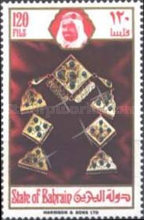 [Costume Jewellery, type BW]