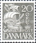 [Caravel - Steel Engraving. 2 Lines of Fields Left of "D" in "DENMARK", type AT1]