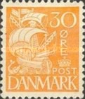 [Caravel - Steel Engraving. 2 Lines of Fields Left of "D" in "DENMARK", type AT3]